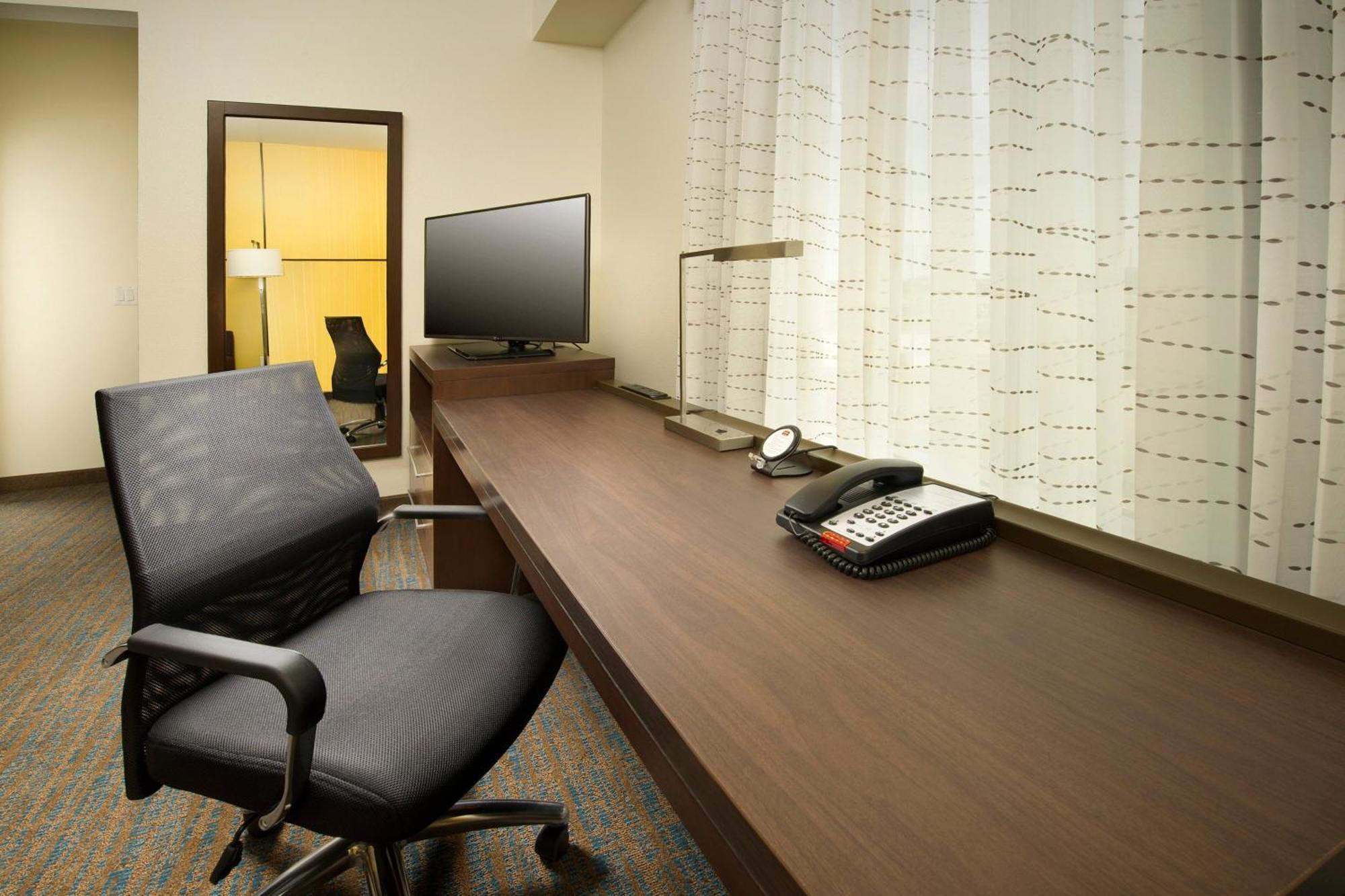 Residence Inn By Marriott Tyler Bagian luar foto